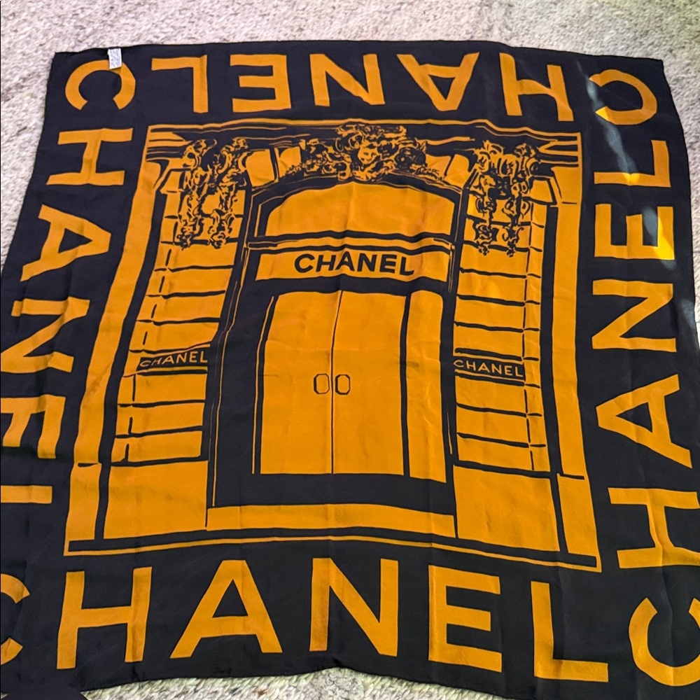 CHANEL Black and Gold Architectural Scarf